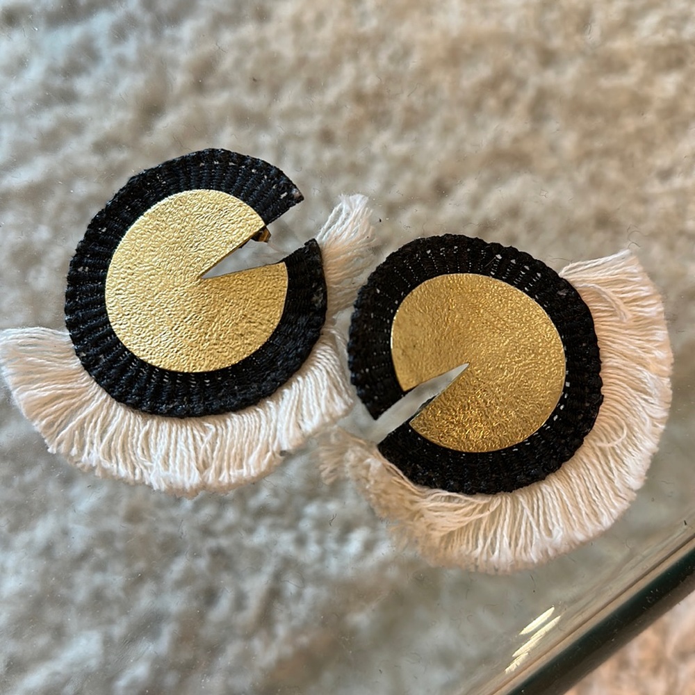 🏖️ artisan stud earrings